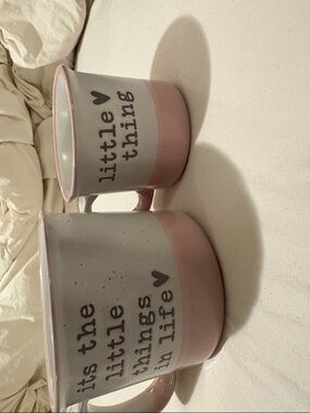 SET OF SMALL AND LARGE CAMPER MUGS IT'S THE LITTLE THINGS IN LIFE